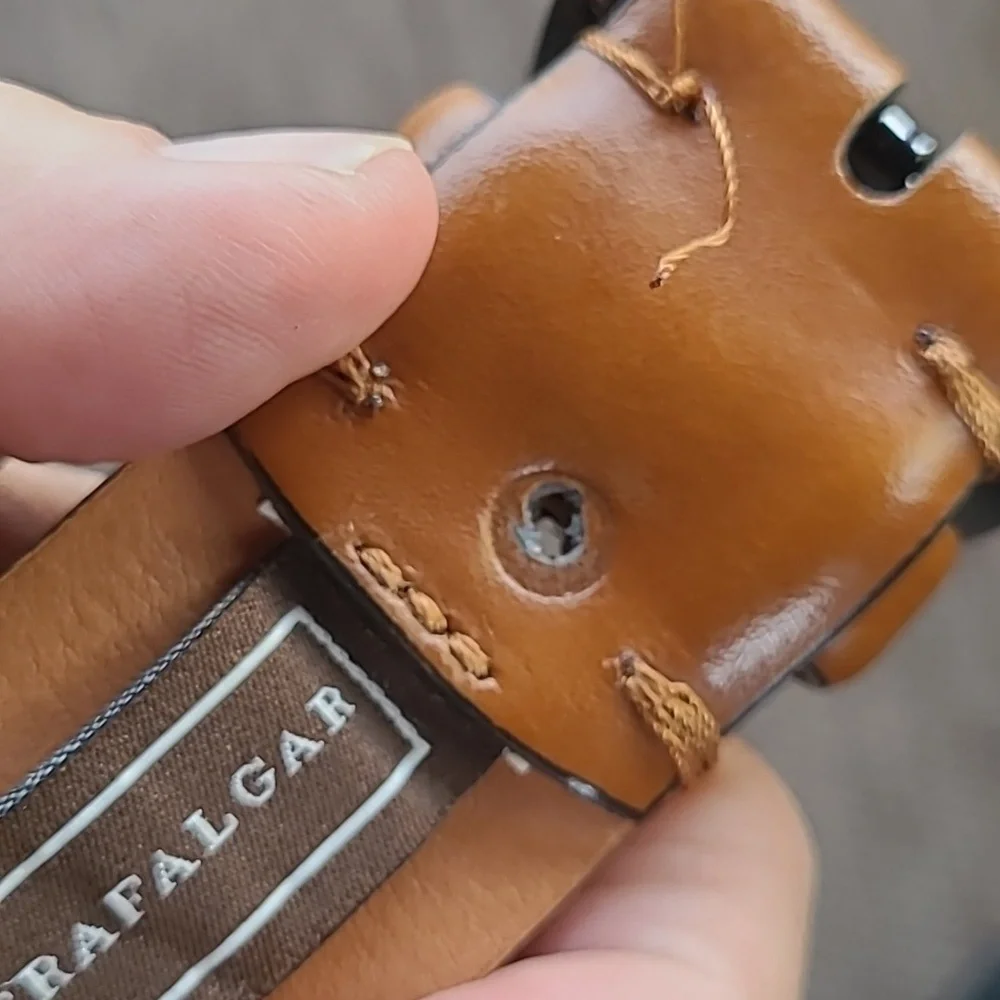 Trafalgar Cameron Leather Belt, Sz 34 (Has Flaws)